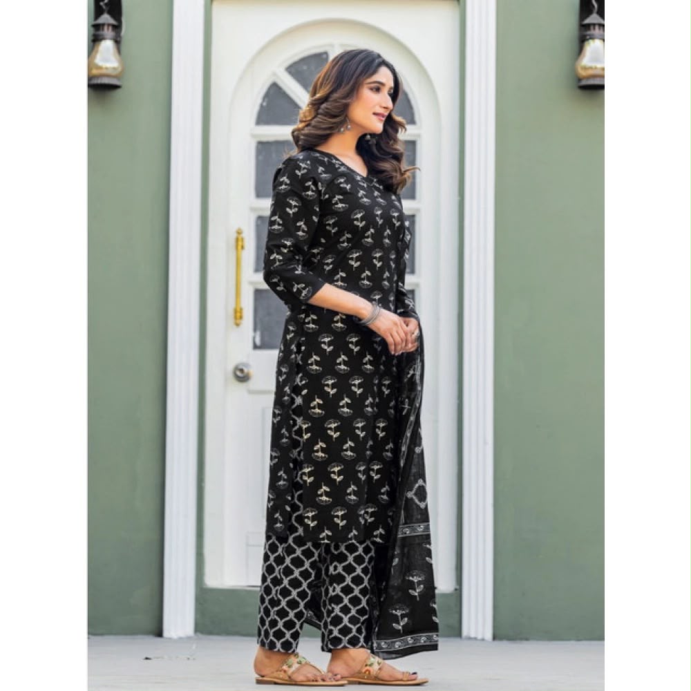 The Black Floral Set